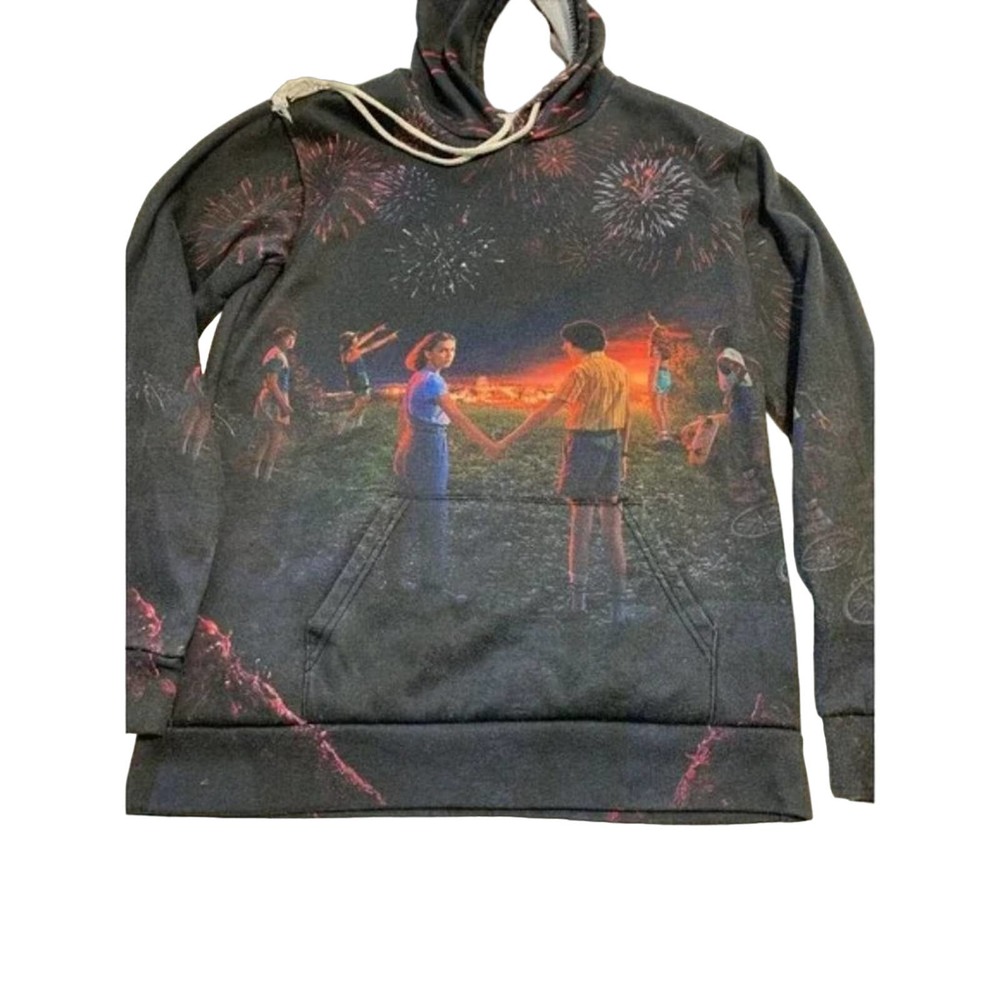 Stranger Things 3 Fireworks Graphic Print Pullover Hoodie Sweatshirt Unisex Sz M